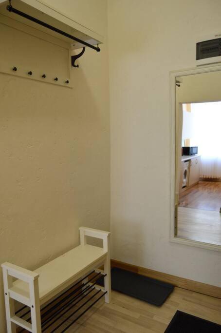 Spacious Old Town Family Peachy 2 Bedrooms Apartment, Nearby The Riga Presidential Castle Bagian luar foto