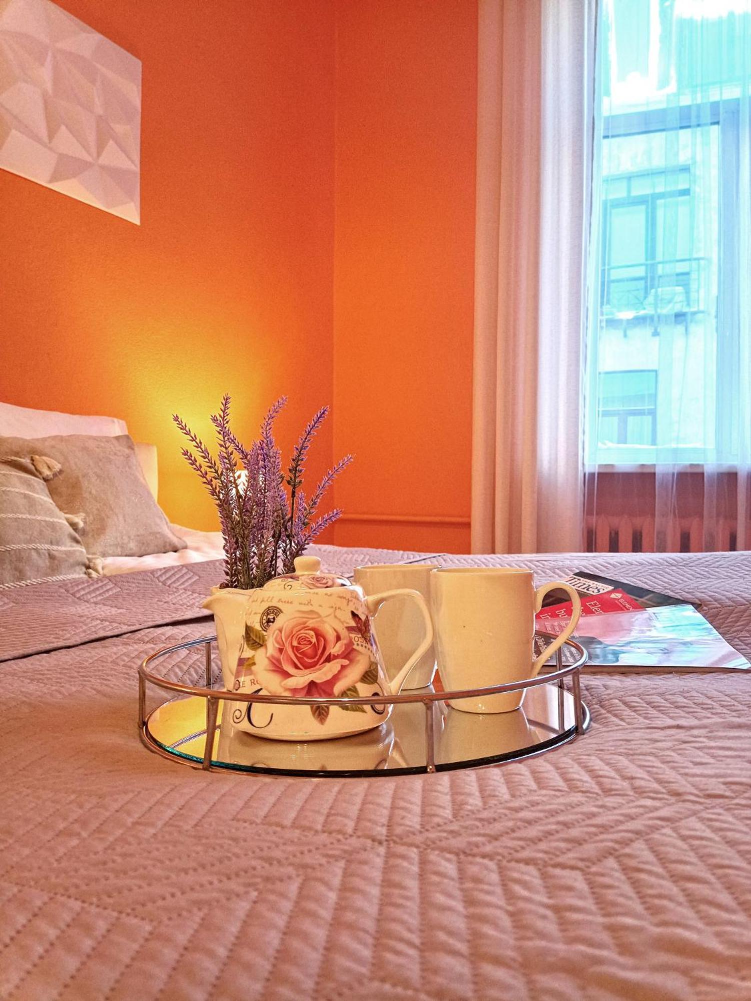 Spacious Old Town Family Peachy 2 Bedrooms Apartment, Nearby The Riga Presidential Castle Bagian luar foto